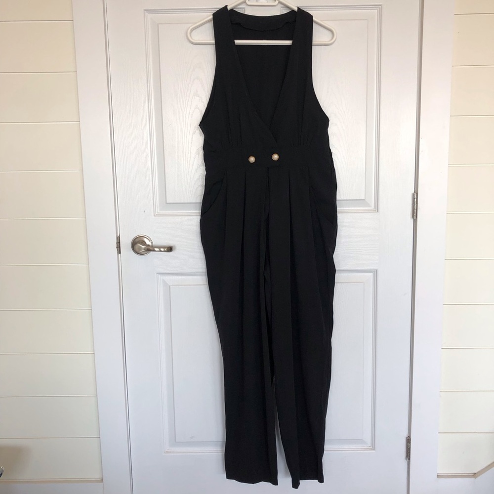 Vintage sleeveless jumpsuit crossover top elastic waist dainty buttons pockets